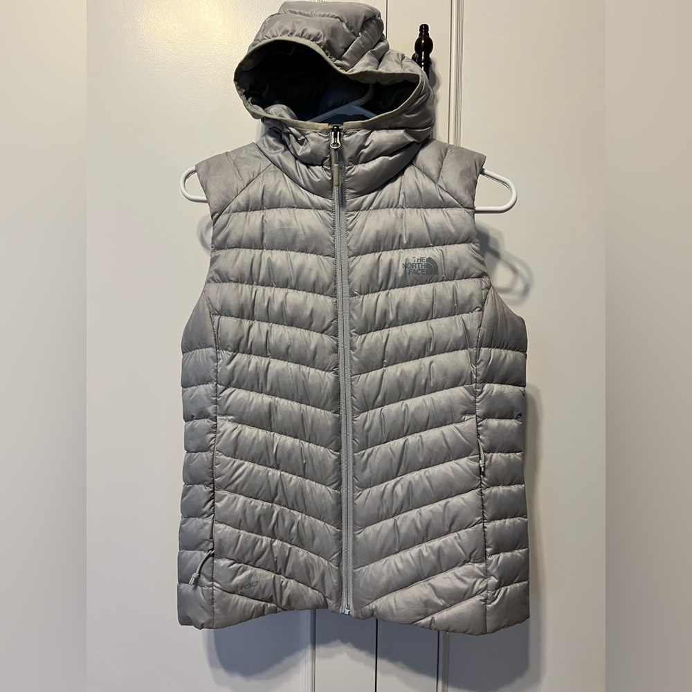 The North Face Light Gray 700 Full Vest